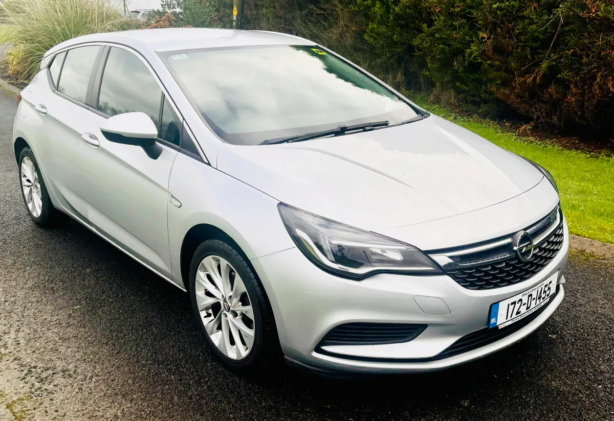 2017 OPEL ASTRA 1.0L Petrol - Image 3