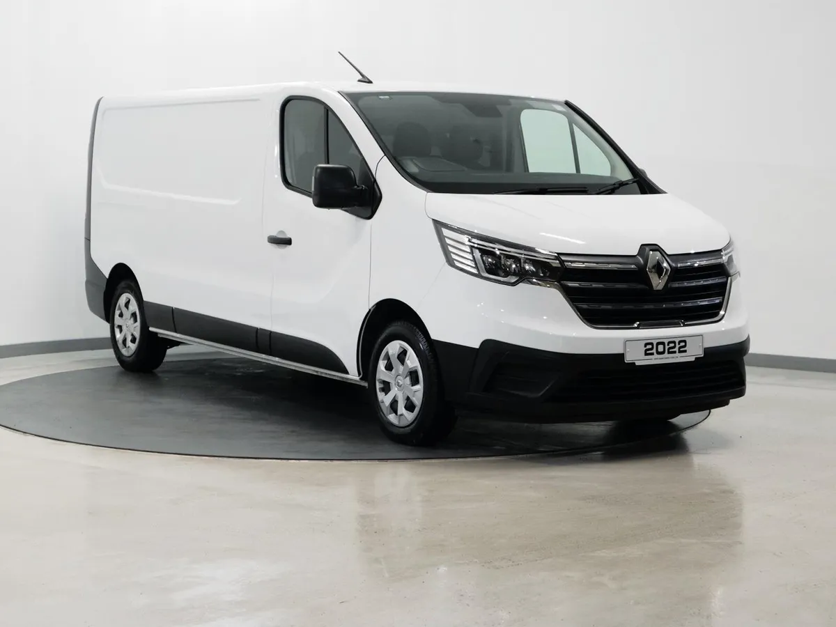 *53* Renault Trafic 2022 LL30 BUSINESS DCI - Image 1