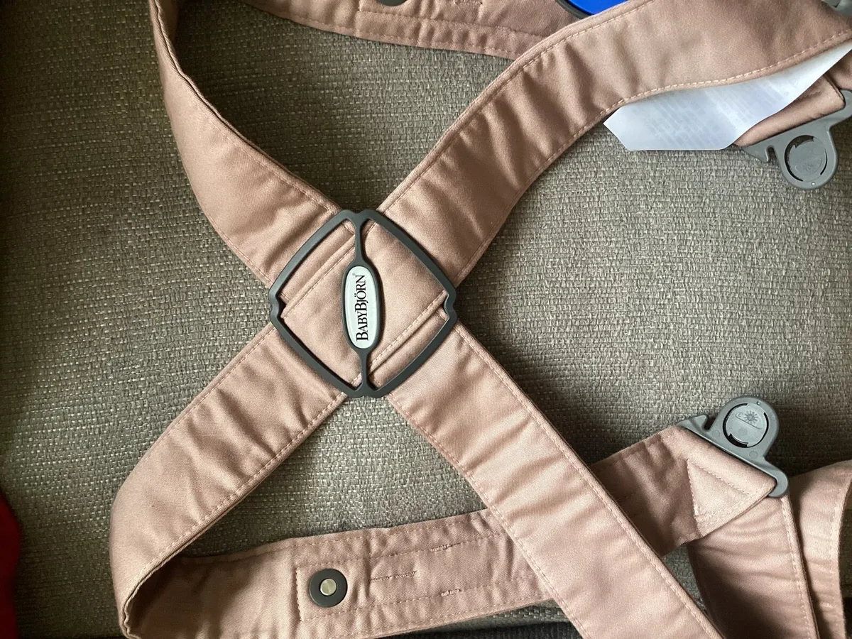 BABYBJORN baby carrier mini in mint condition - Image 4