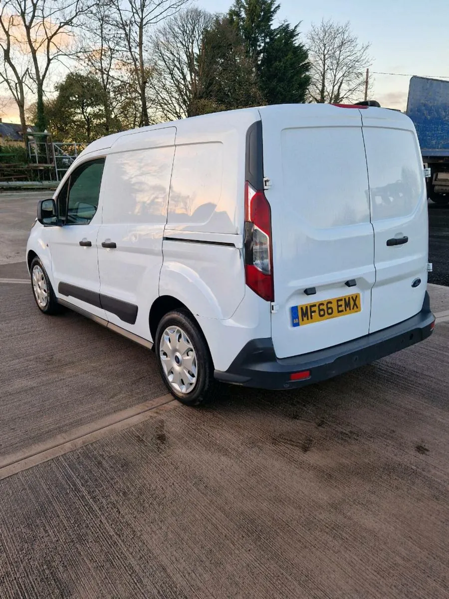 Ford Transit Connect - Image 3