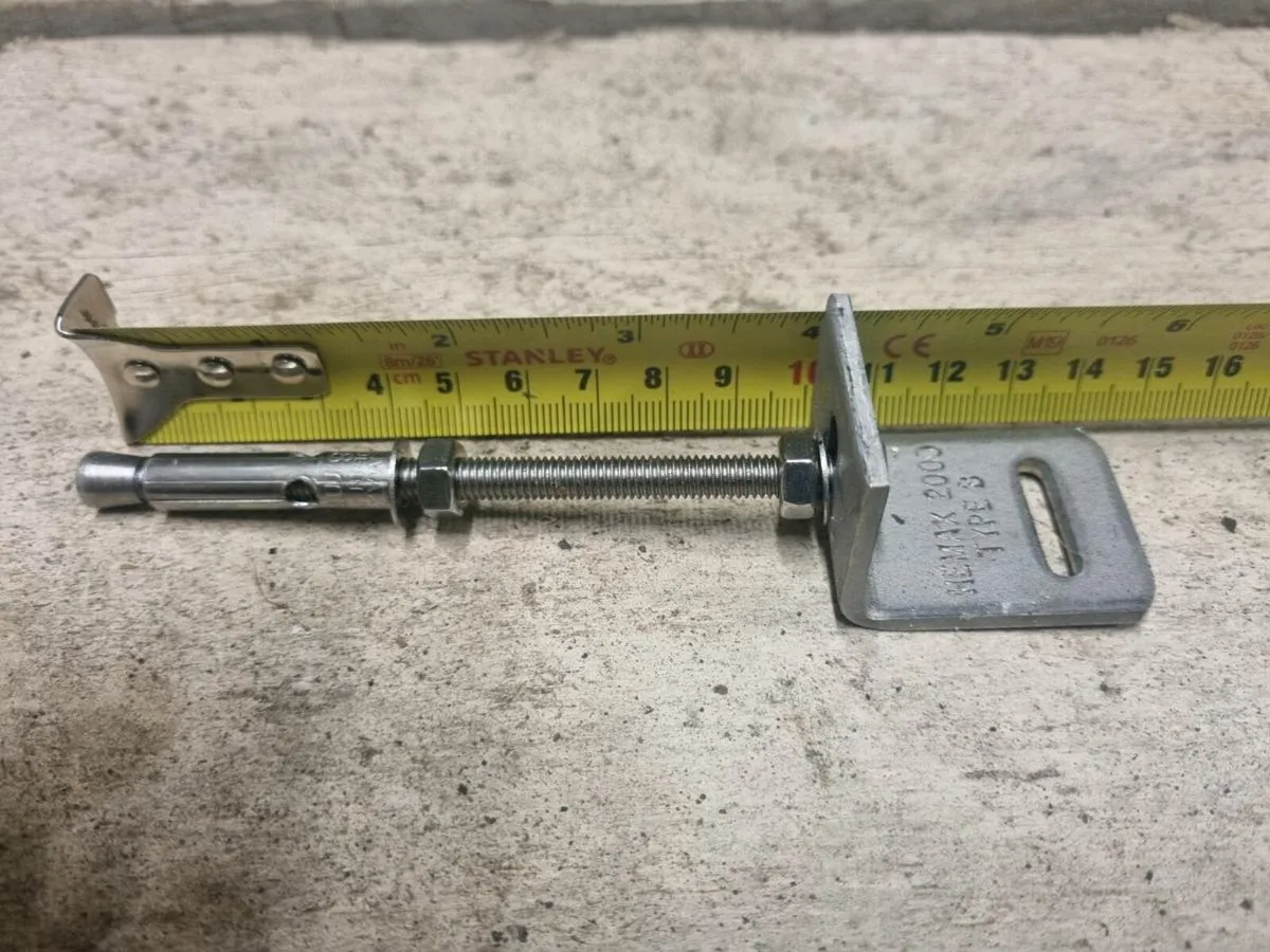 Stainless steel wall ties two different types - Image 1