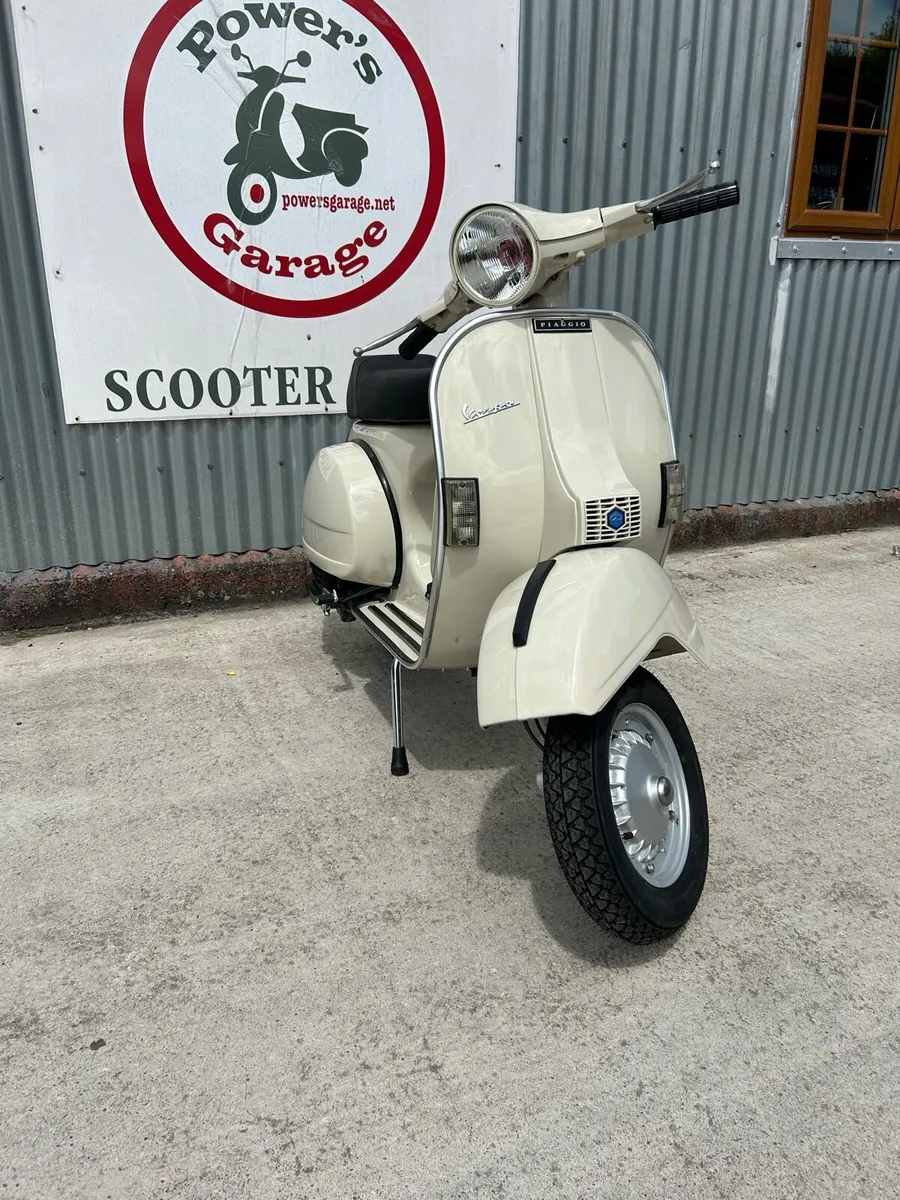 Vespa PX 125 / 200 - Image 1