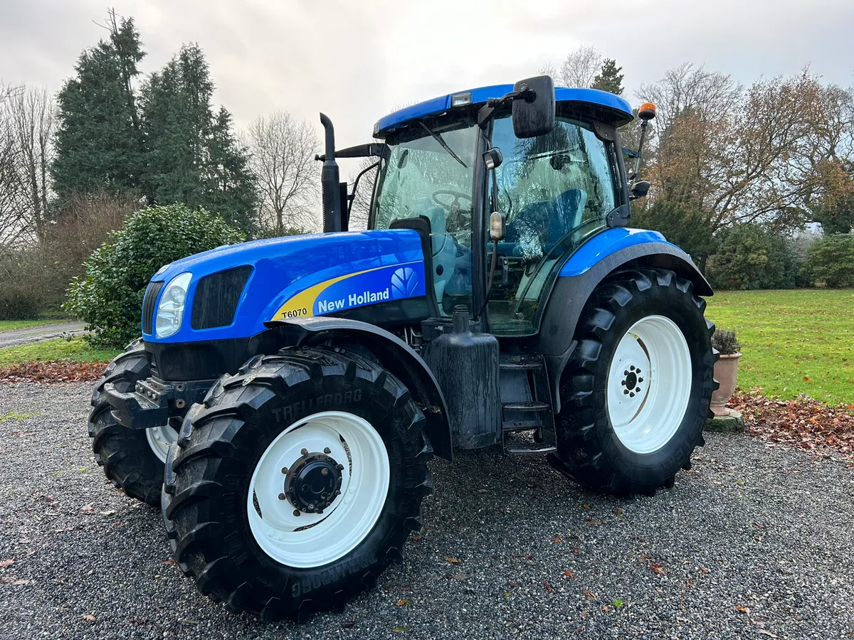 2009 New Holland T6070 Plus Spec €41950 Plus Vat - Image 1