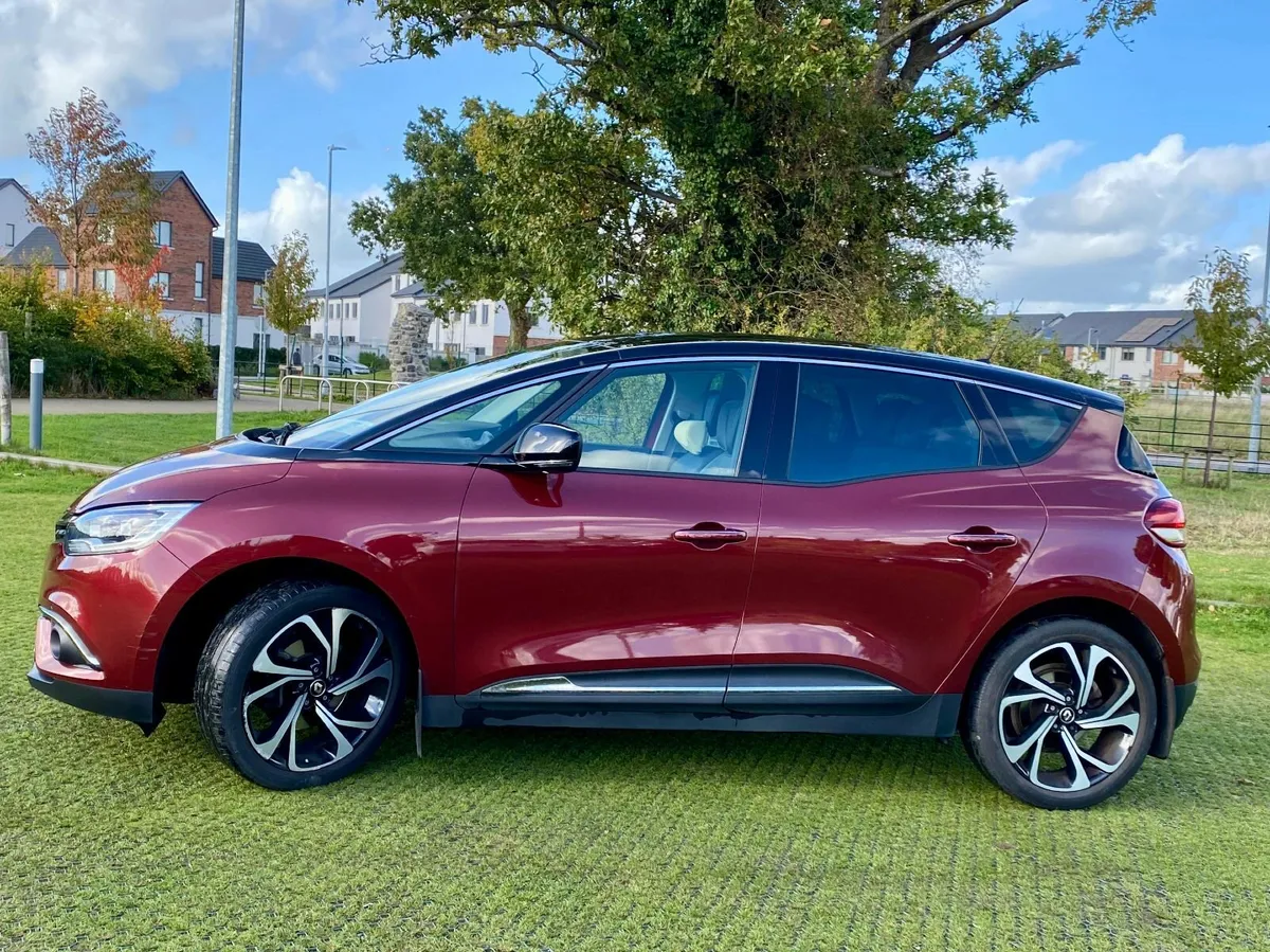 Scenic 2017 - low mileage, roof, full leather - Image 1