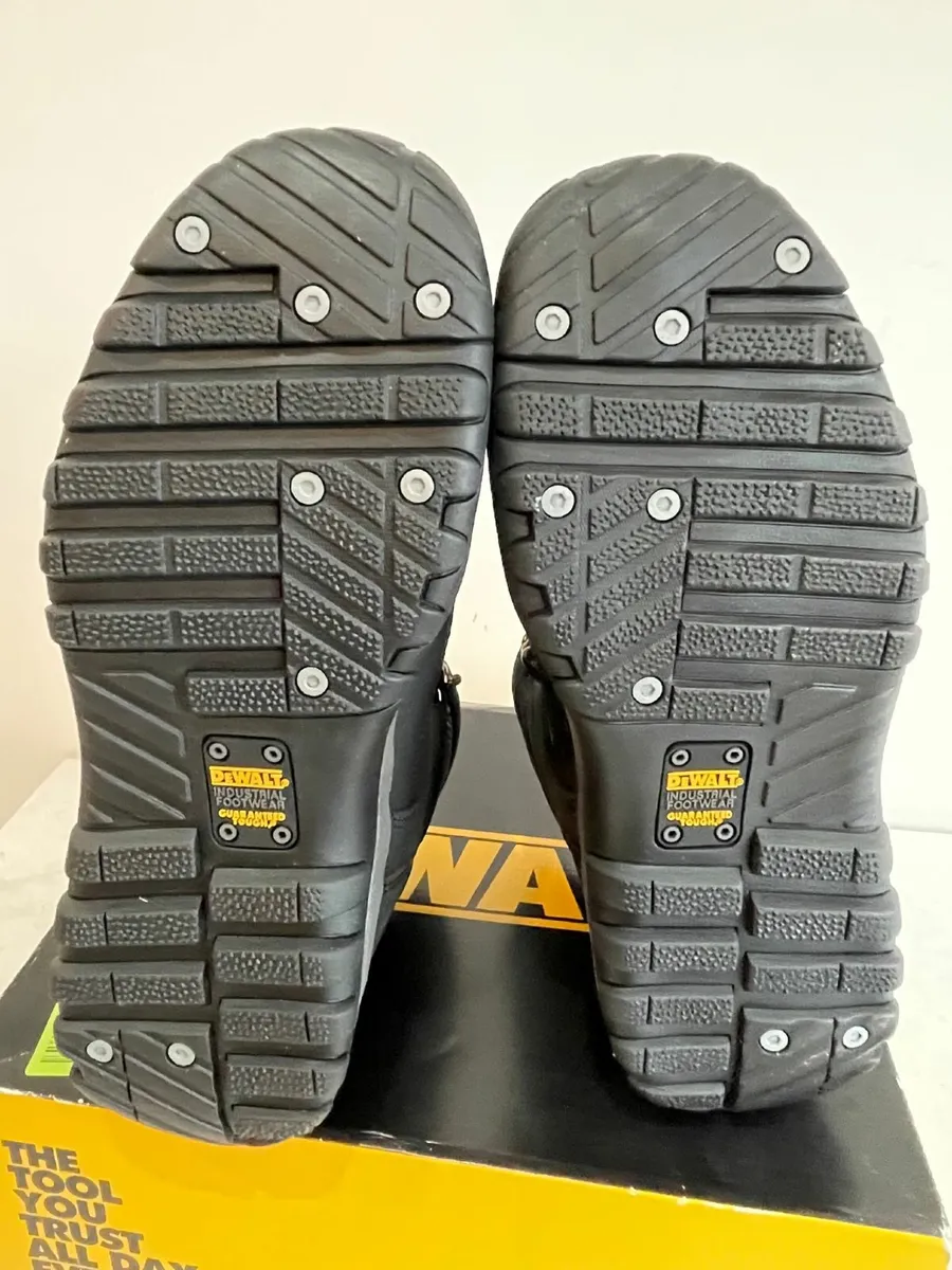 Dewalt chicago boots on sale