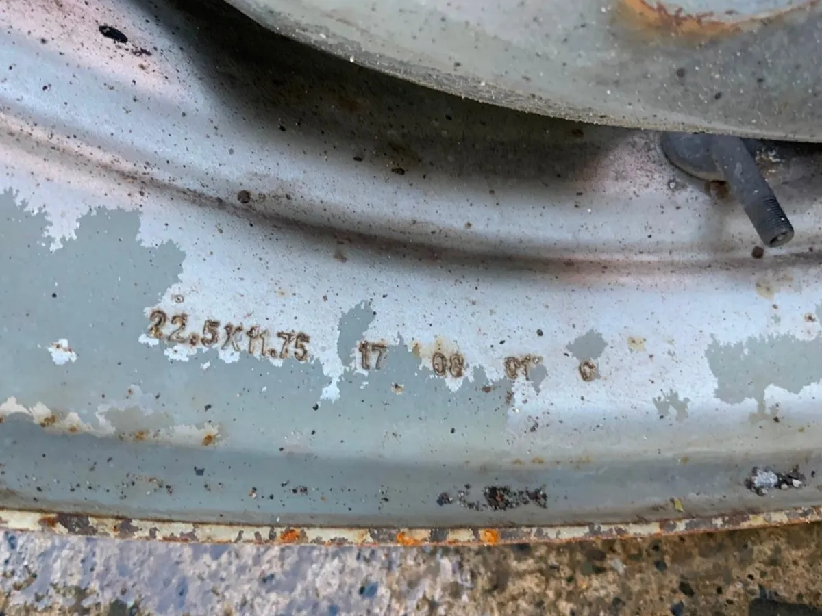 Volvo FMX Super Single Steel Rims...steer Axle. - Image 4