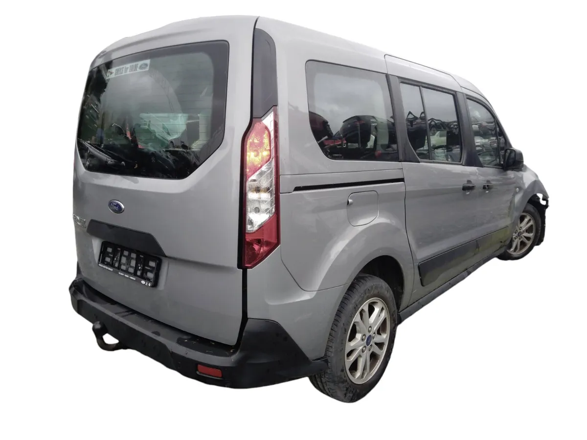 2022 FORD TOURNEO CONNECT Breaking/Dismantling - Image 3