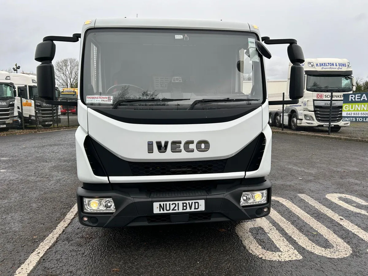 2021 Iveco Eurocargo 75-160 22 Ft Flat Dropside Bo - Image 2