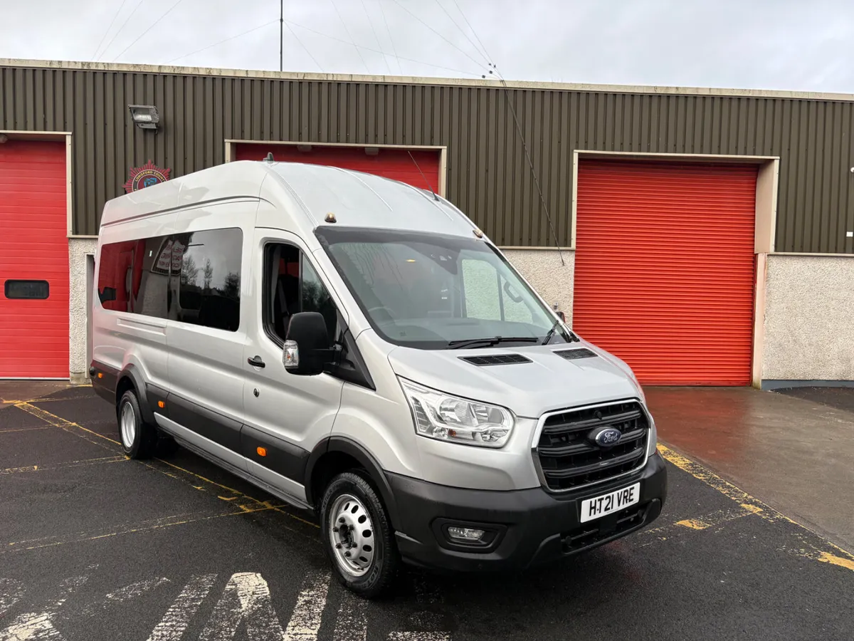 Ford Transit **17** Seat Mini Bus Trendline Manual - Image 1