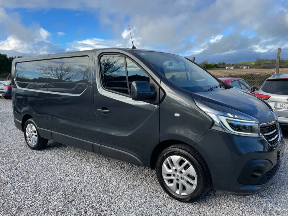 Renault Trafic Sport - Image 1