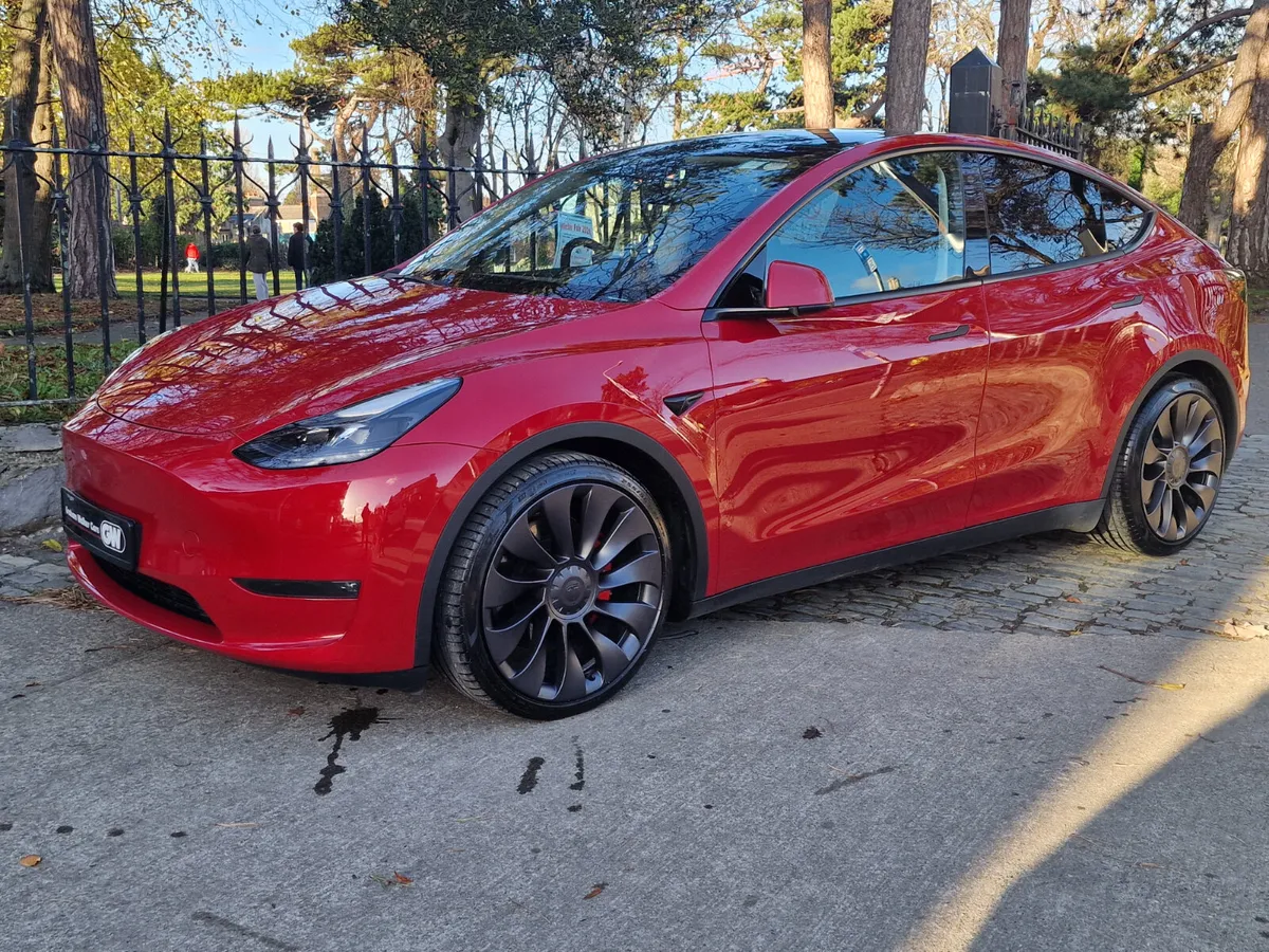 2023 (232) Tesla Model Y Performance AWD - Image 1