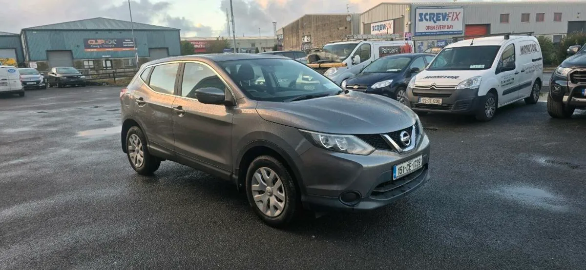 2015 Nissan Qashqai 1.5DCi - Image 2