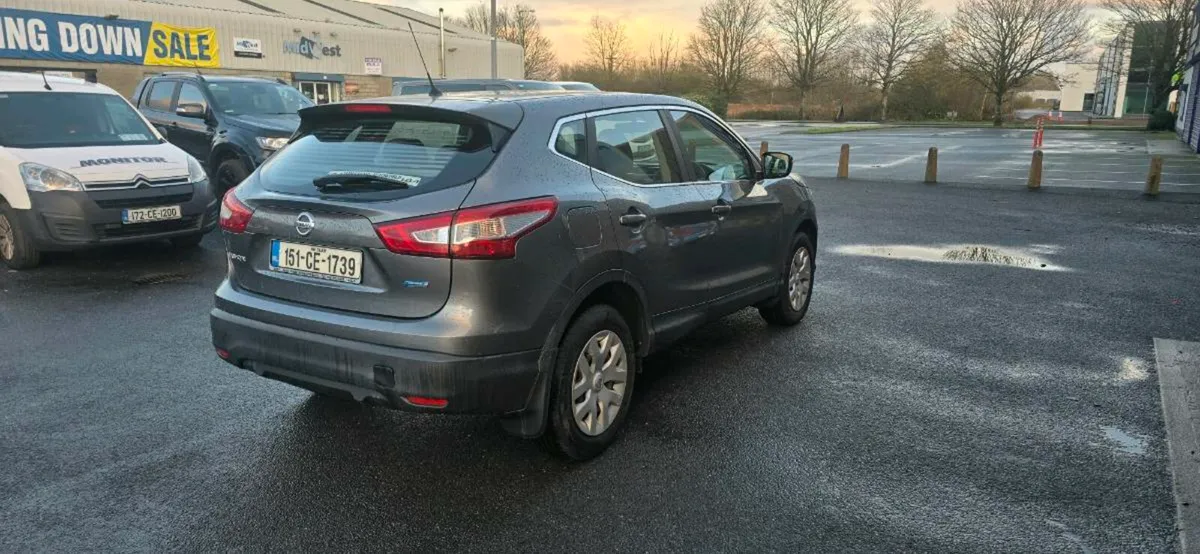 2015 Nissan Qashqai 1.5DCi - Image 4