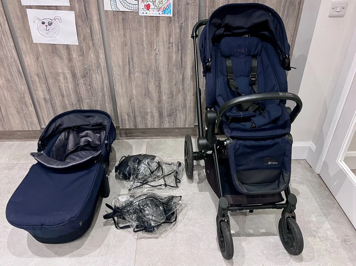 Cybex Priam 3 piece pushchair bundle - Image 1