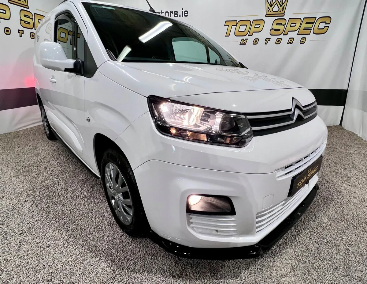 2020 Citroen Berlingo NEW MODEL 1.6Hdi 3 Seater pr - Image 4