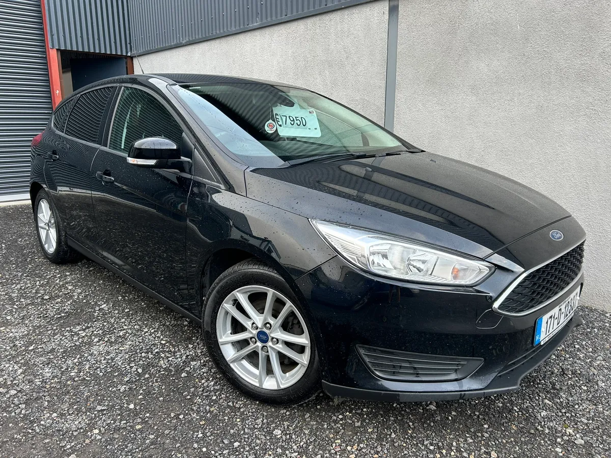 2017 Ford Focus Car/Van 'No VAT - Image 2