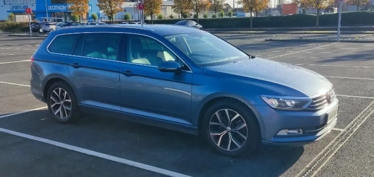VW Passat - Image 1