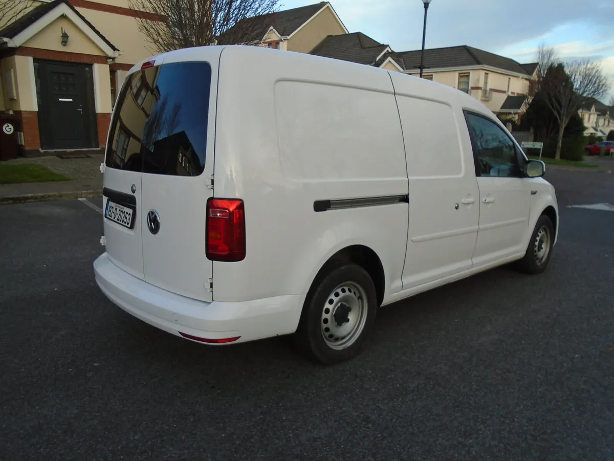 Volkswagen Caddy, 2019 One Owner,Total Price 16950 - Image 2