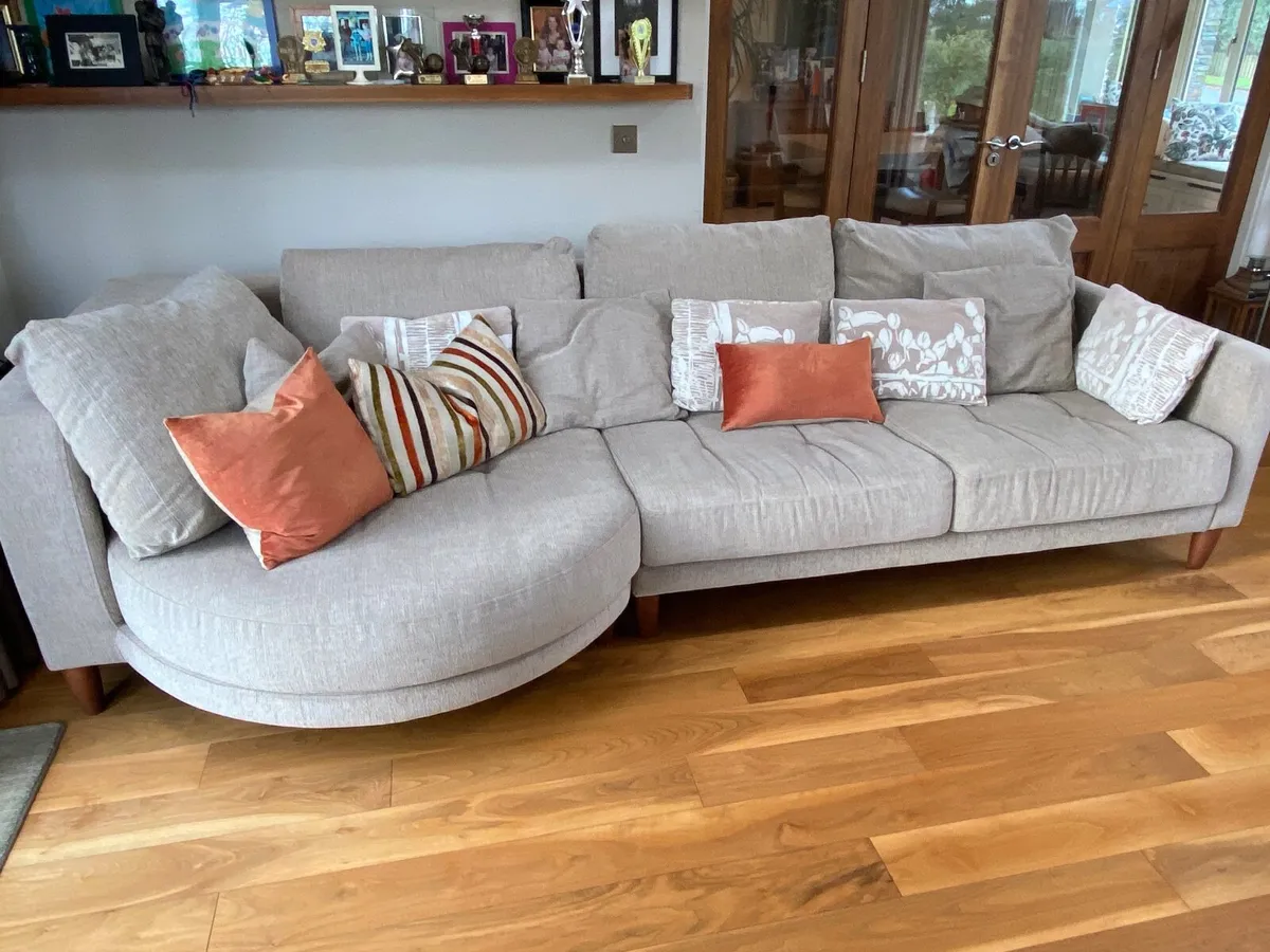 Fama Couch - Image 2