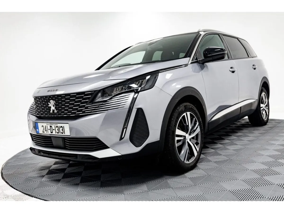 Peugeot 5008 Allure 1.5 Diesel 130HP Auto - 7 Sea - Image 3