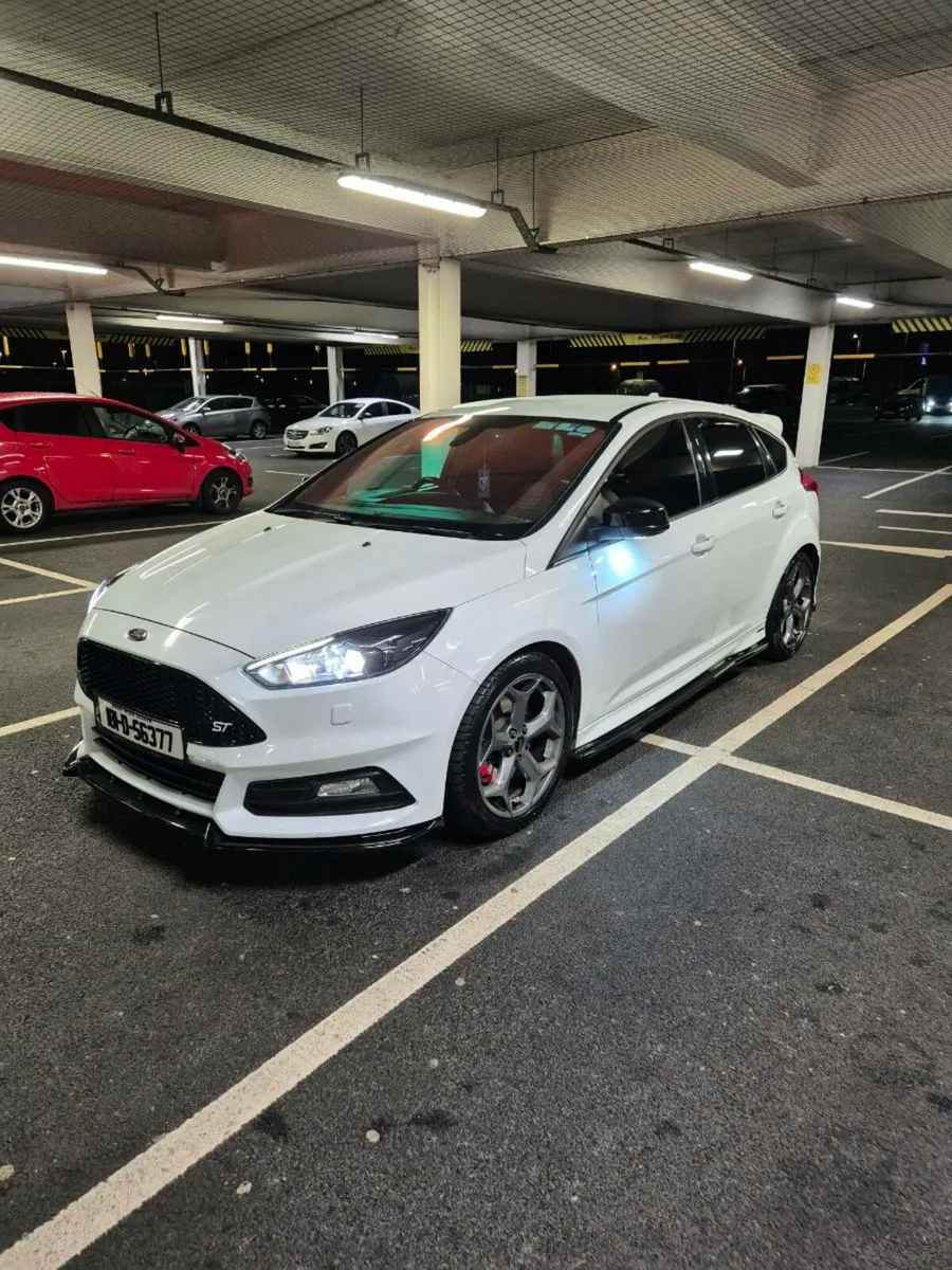 Ford Focus ST-3 2018 (181) - Image 3