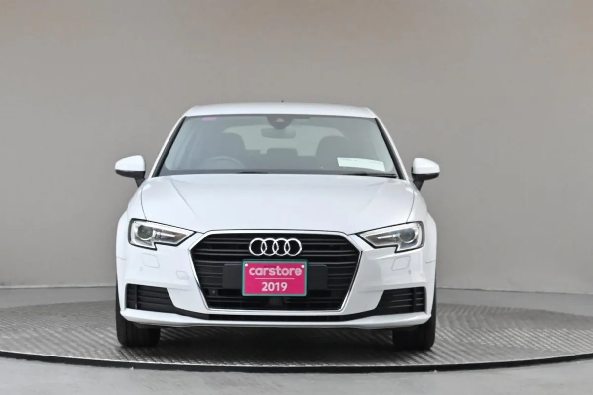 Audi A3 1.4 Tfsi S-tronic 5DR  digital Dash rever - Image 2