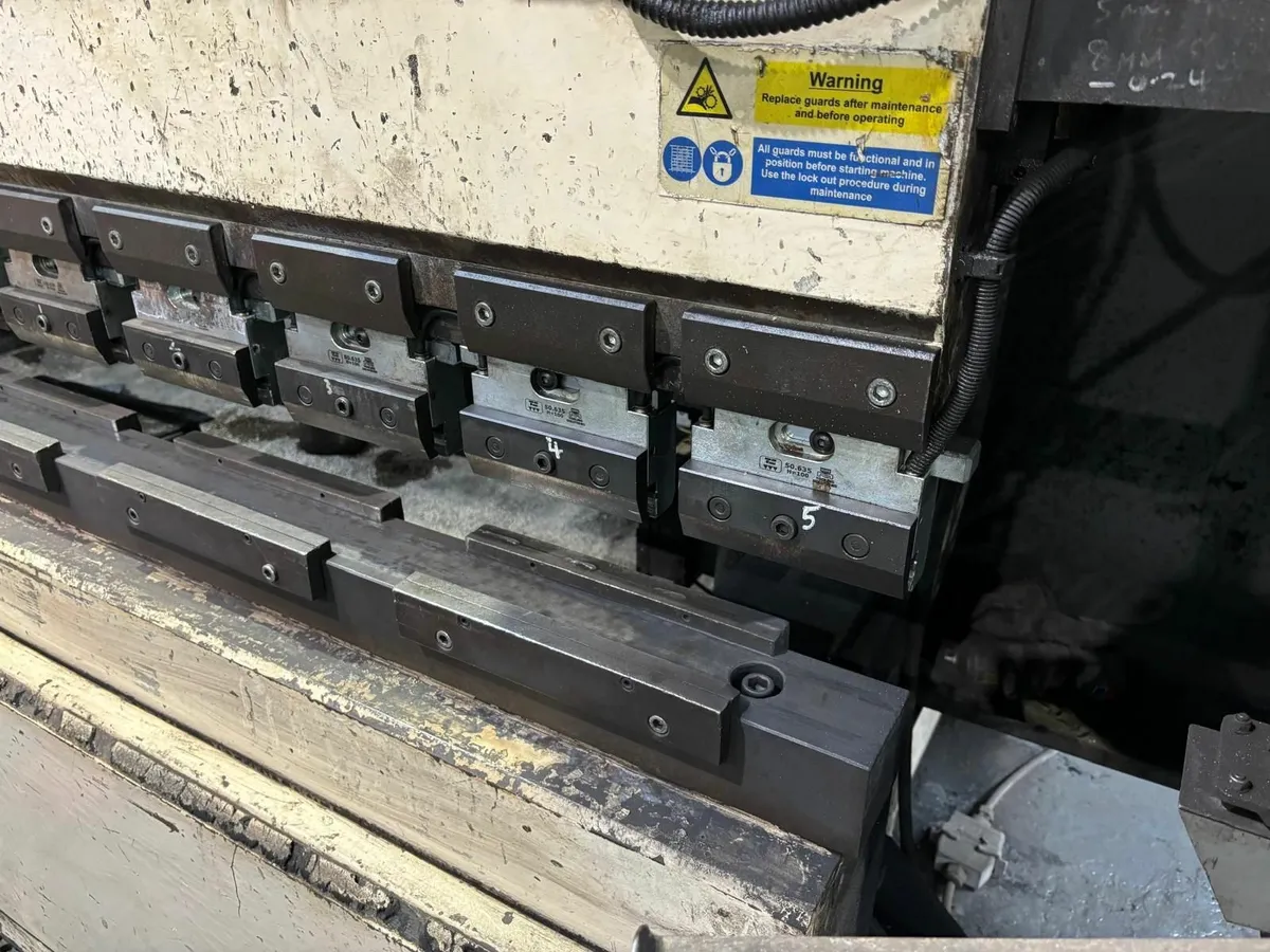 I.M.A.L Group Gladiator 305/41  Press brake - Image 3