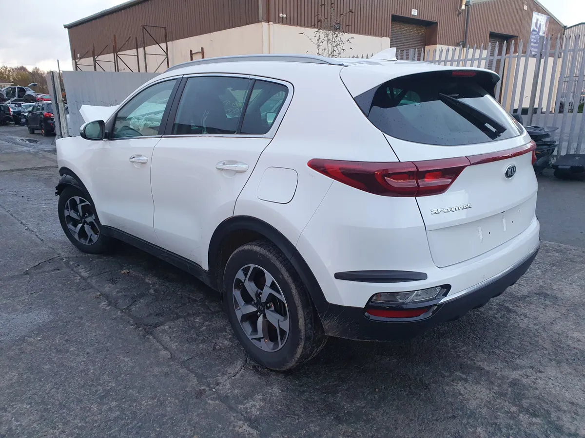 21 KIA SPORTAGE  1.6 P FOR BREAKING - Image 3