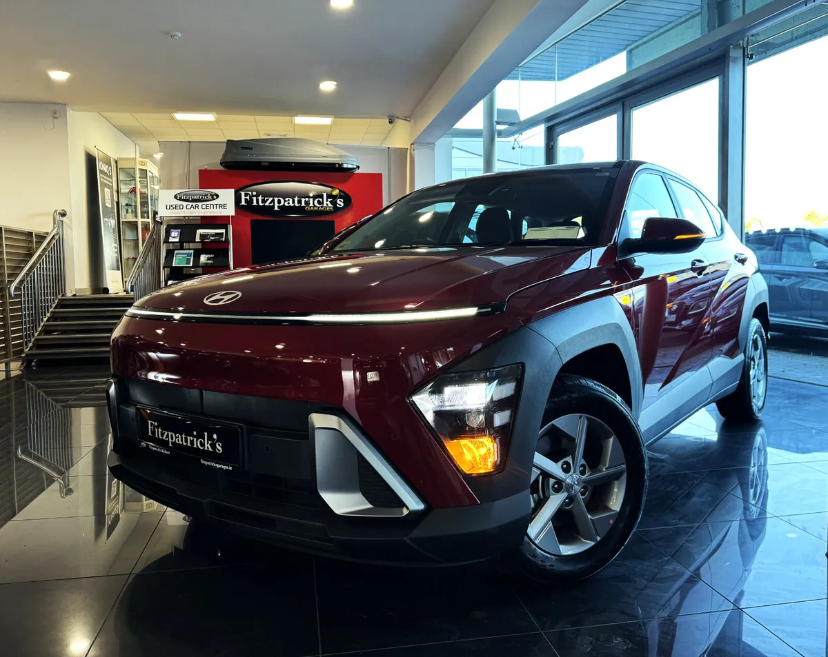 252 - KONA SIGNATURE HYBRID 2025 - Image 2