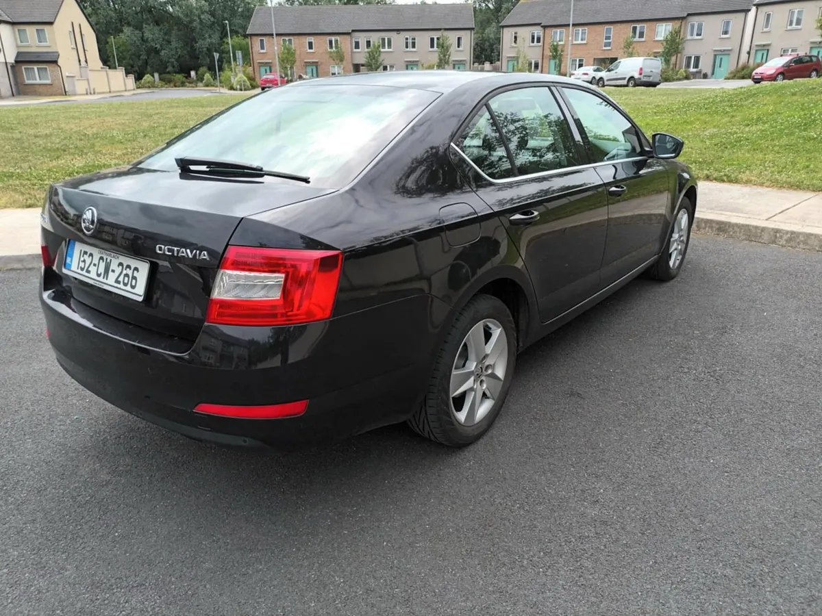 Car - Image 2