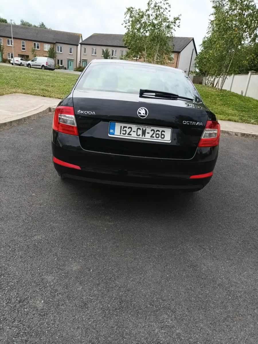 Car - Image 3