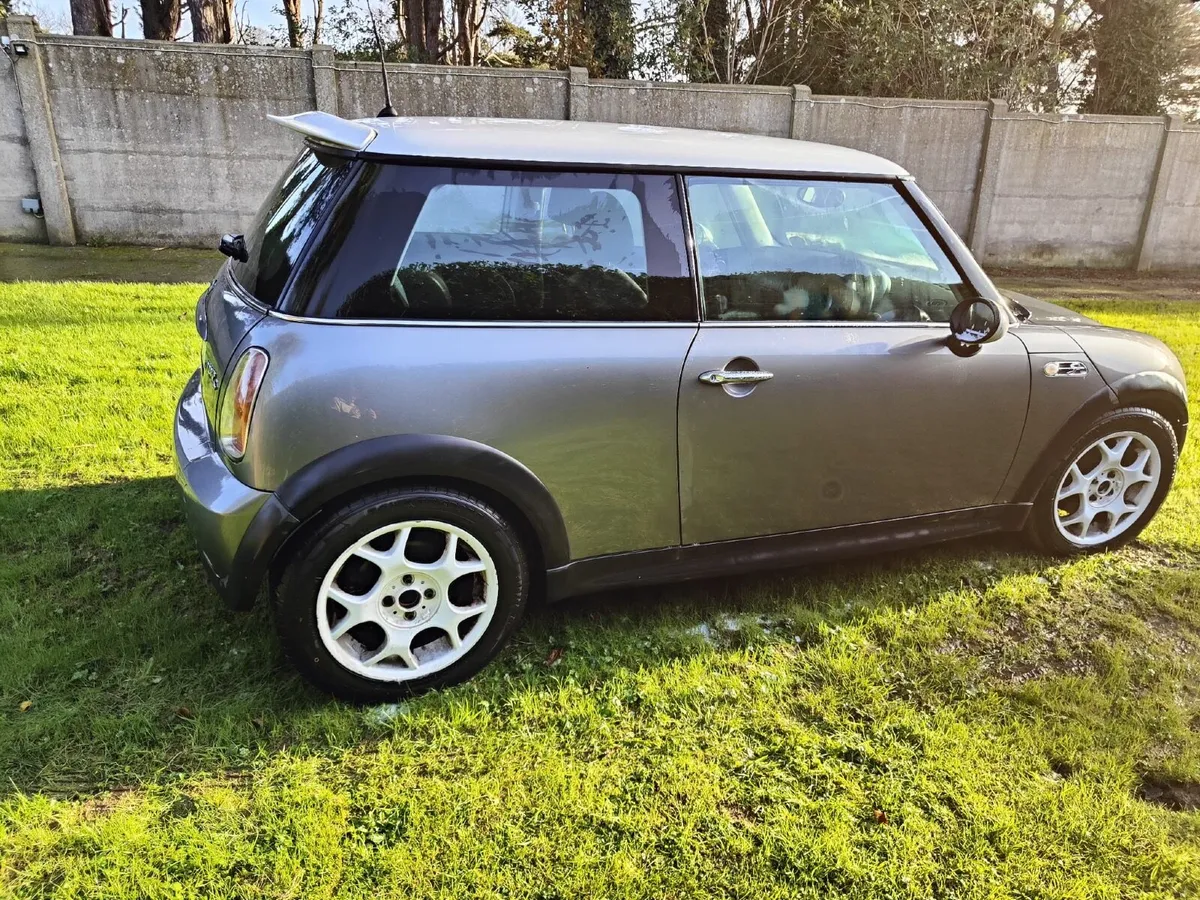 Mini Cooper 2003 - Image 2