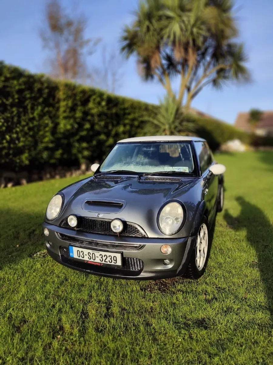 Mini Cooper 2003 - Image 1