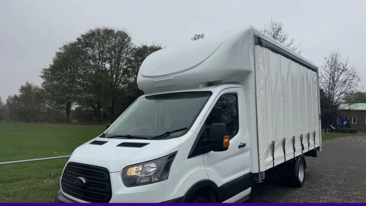 2019 2.0 350 Lwb 4m.Curtainside,Full Closure Tail - Image 1