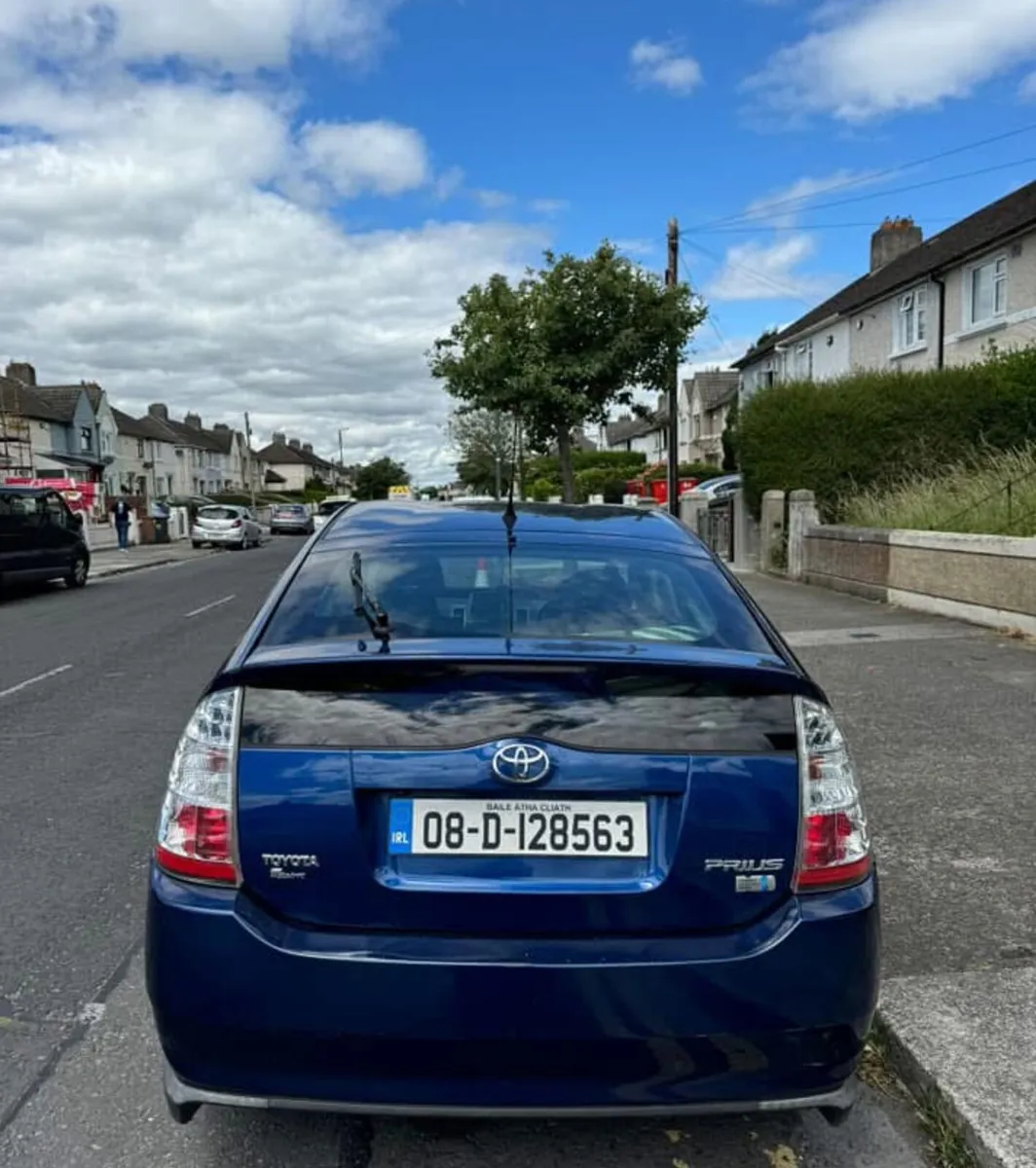 Toyota Prius 2008 T-Spirit Hybrid - Image 3