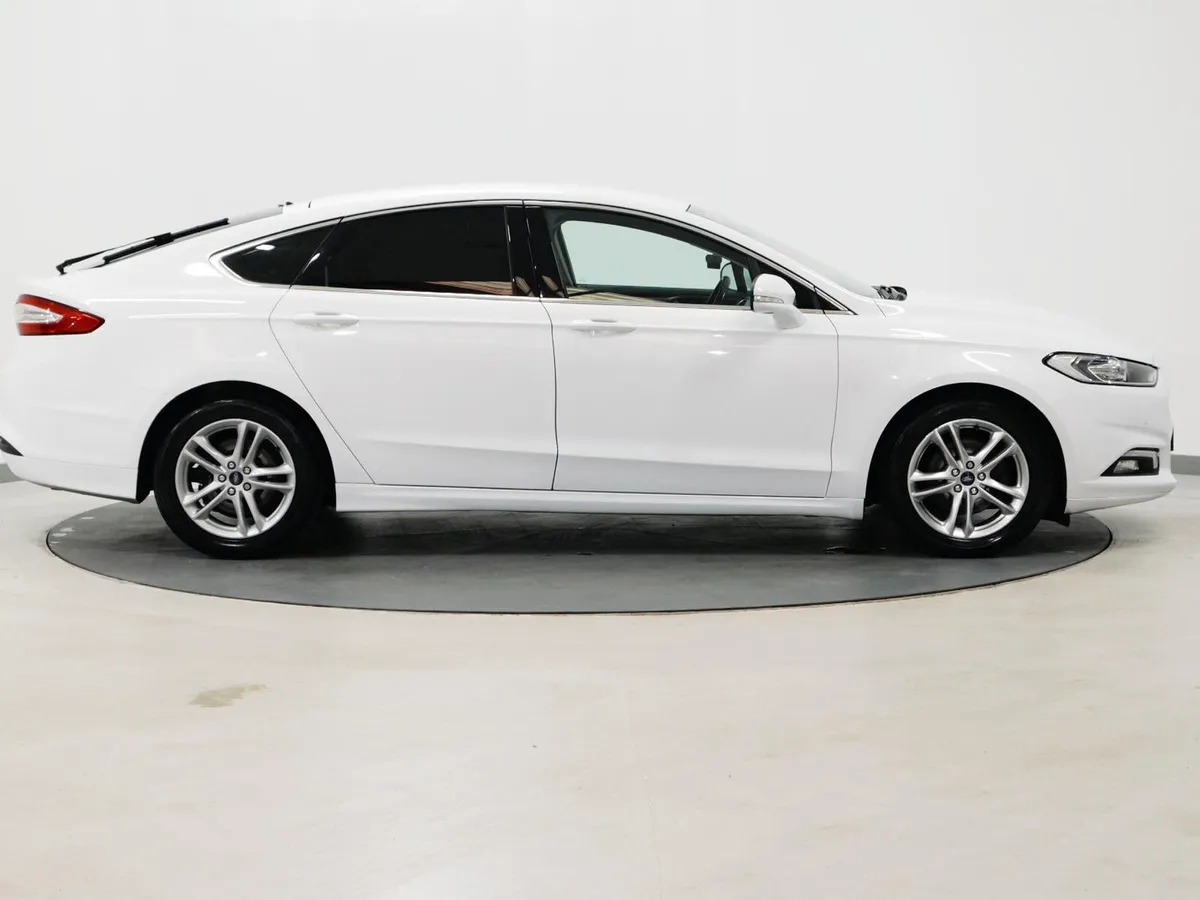 *11* 2018 Ford Mondeo 2.0TDCI ZETEC - Image 2