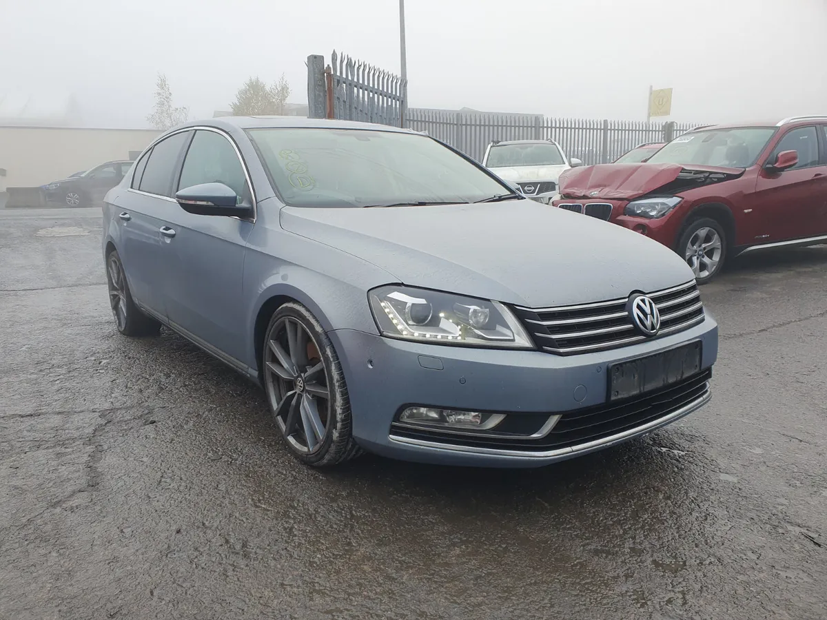 11 VW PASSAT  2.0 TDI (CFG) AUTO FOR BREAKING - Image 1