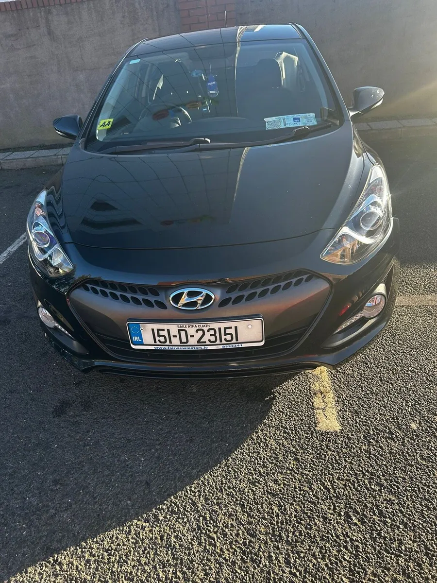 Hyundai i30 deluxe - Image 1