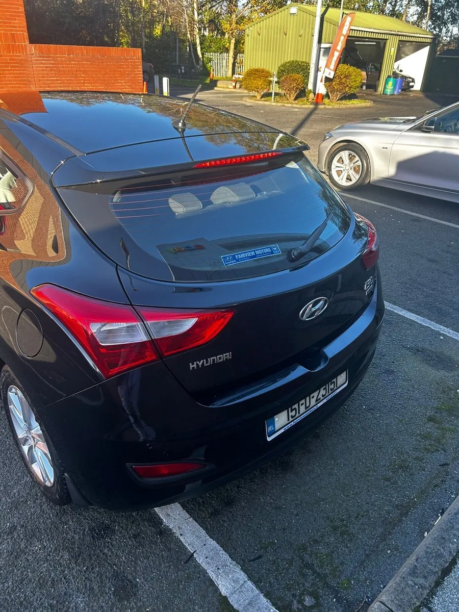 Hyundai i30 deluxe - Image 3