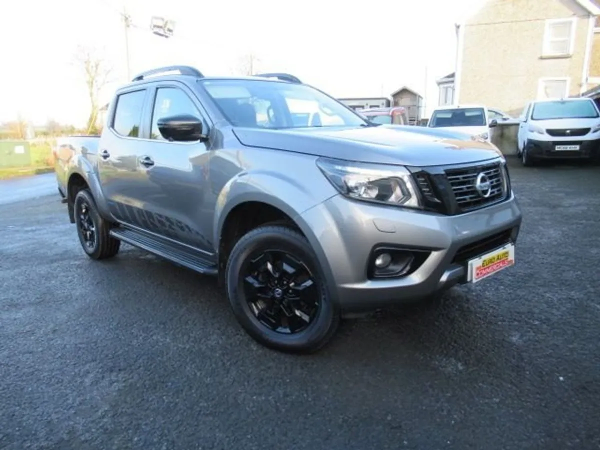 Nissan Navara 2.3 dCi N-guard Pickup Double Cab 4 - Image 1