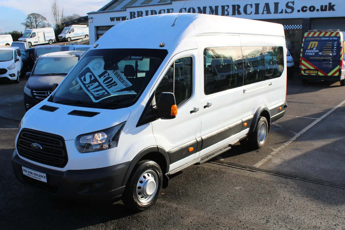 2017 Ford Transit 460 – 17 Seats (No EC Duty) - Image 1