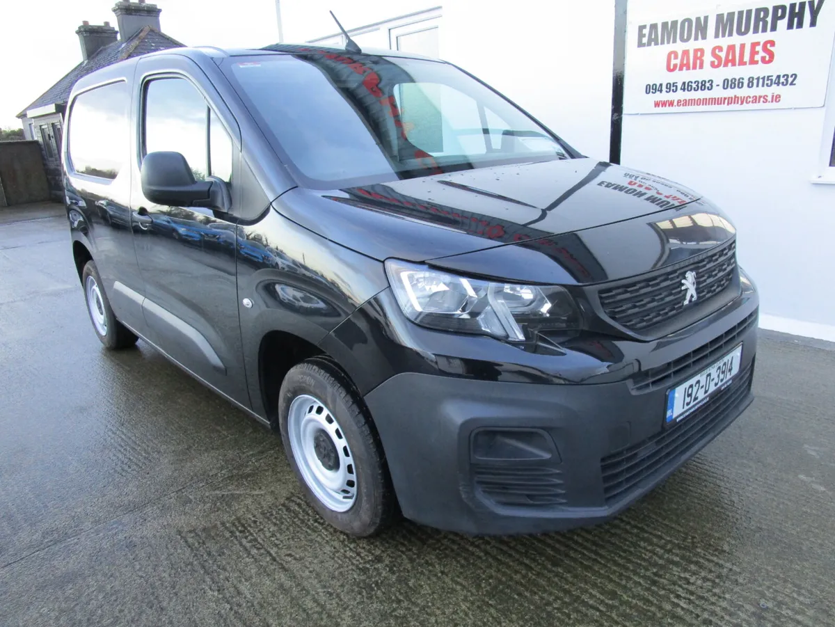 Peugeot Partner 3 seater van   2019 - Image 1