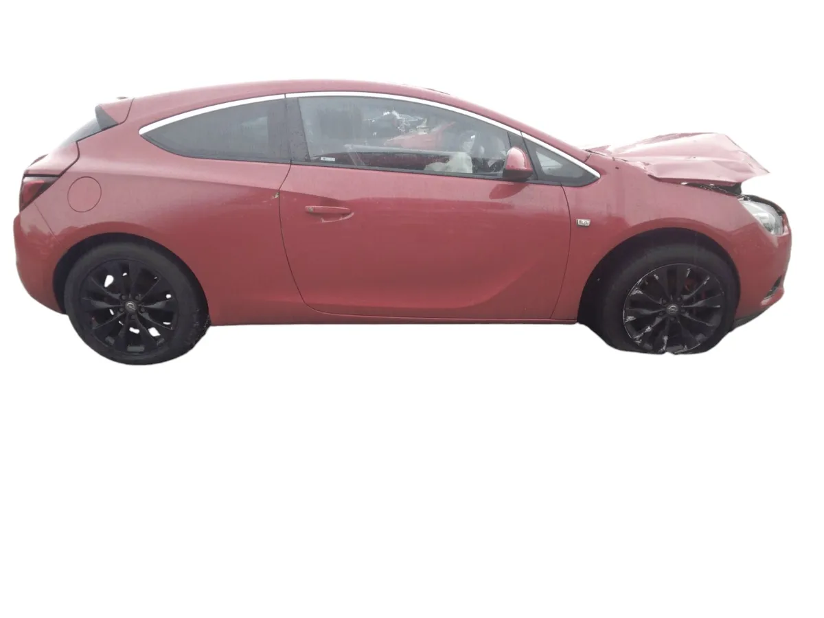 2017 OPEL ASTRA Breaking/Dismantling - Image 2