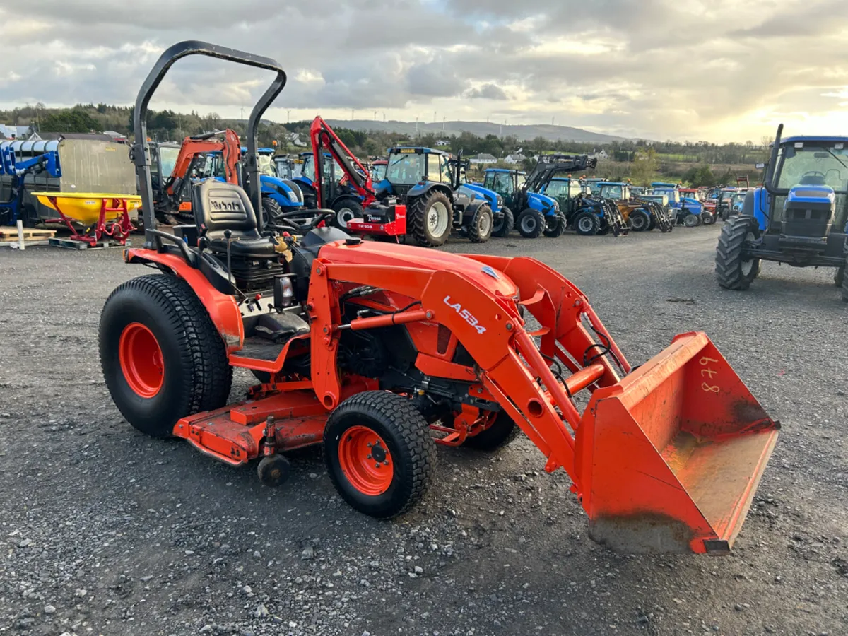 2017 Kubota B3130 with Loader - Image 2