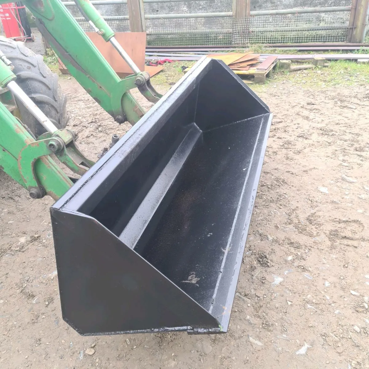 Loader buckets - Image 1