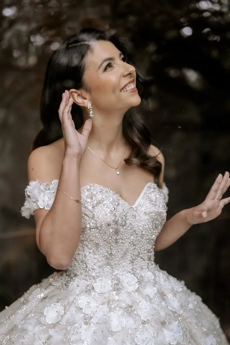 Wedding Dress - Arabic Style - Image 4