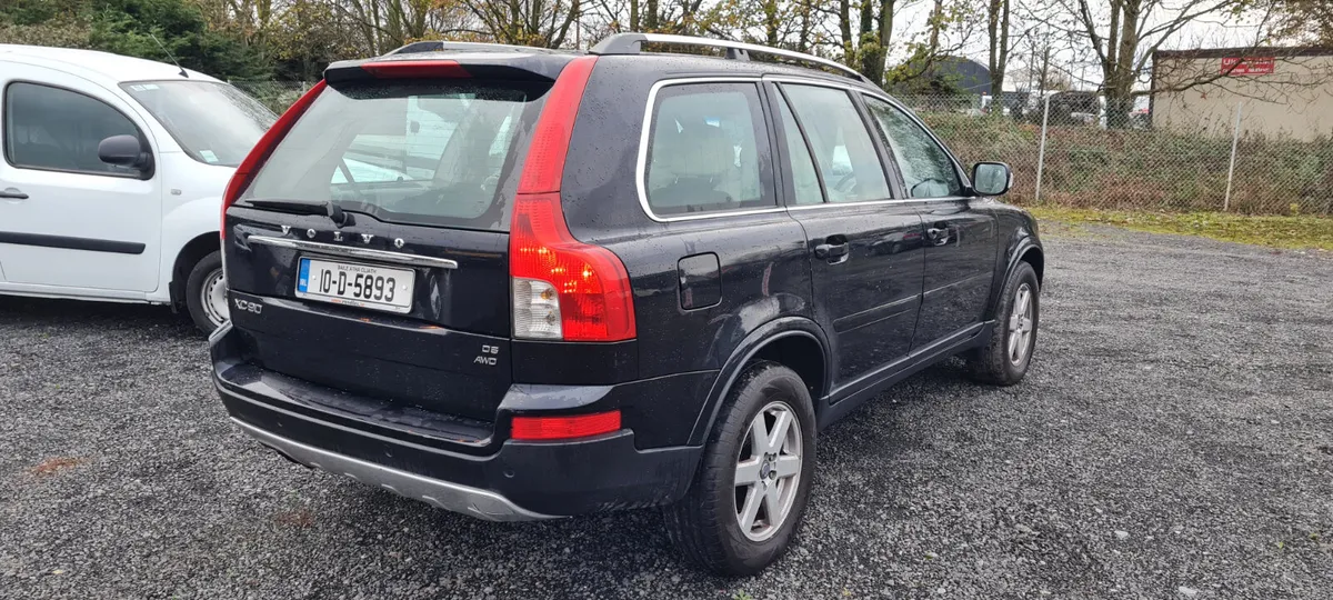 Volvo XC90 2010 - Image 4