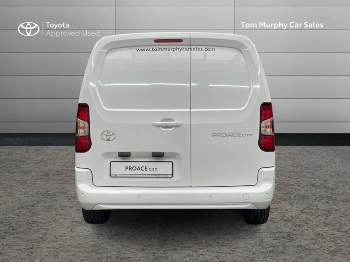 Toyota Proace 1.5 GX LWB 1 000kg - Image 4