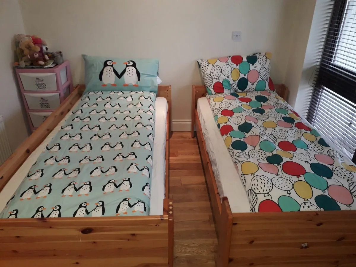 Solid pine bunk beds - Image 3