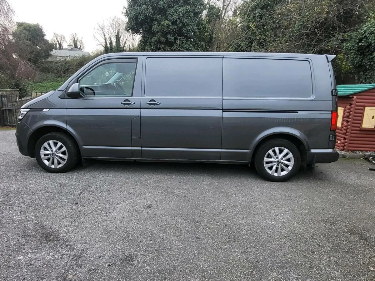 Volkswagen transporter 2022 - Image 3